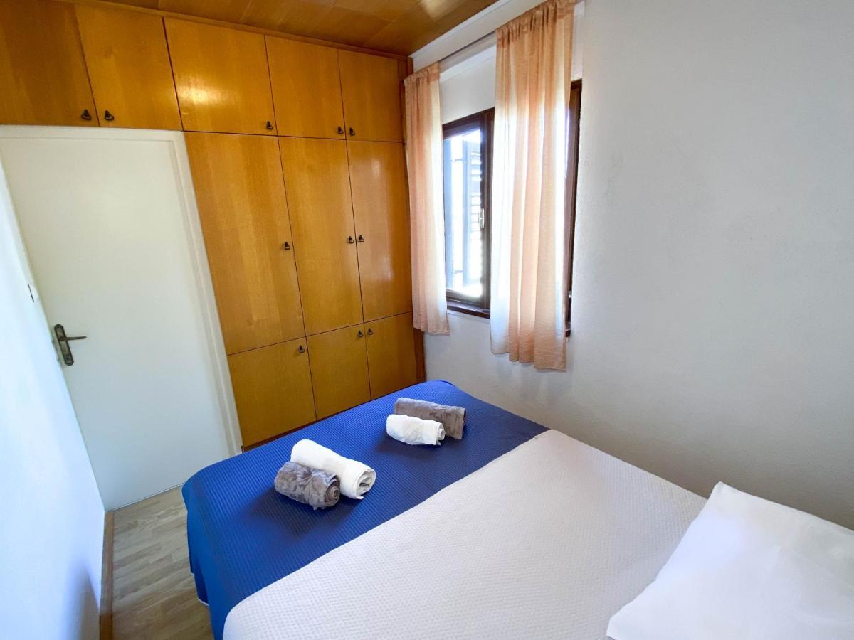 Seaview & Beachfront Apartments Jakov Donji Okrug  Exterior foto