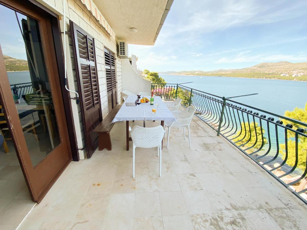 Seaview & Beachfront Apartments Jakov Donji Okrug  Exterior foto