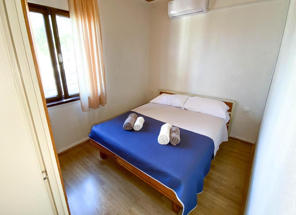 Seaview & Beachfront Apartments Jakov Donji Okrug  Exterior foto