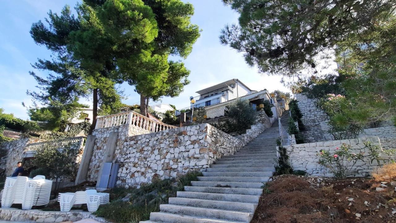 Seaview & Beachfront Apartments Jakov Donji Okrug  Exterior foto